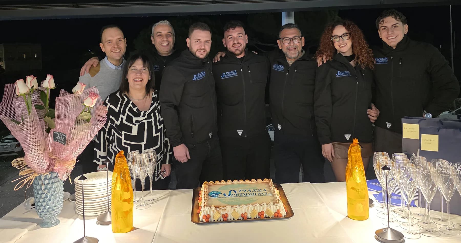 Il team di Piazza Spedizioni riunito per la festa di fine anno